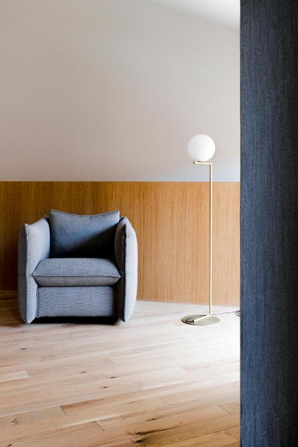 Kai 36 - Hotel Zwischen Fels Und Fluss Štýrský Hradec Exteriér fotografie Floor lamp